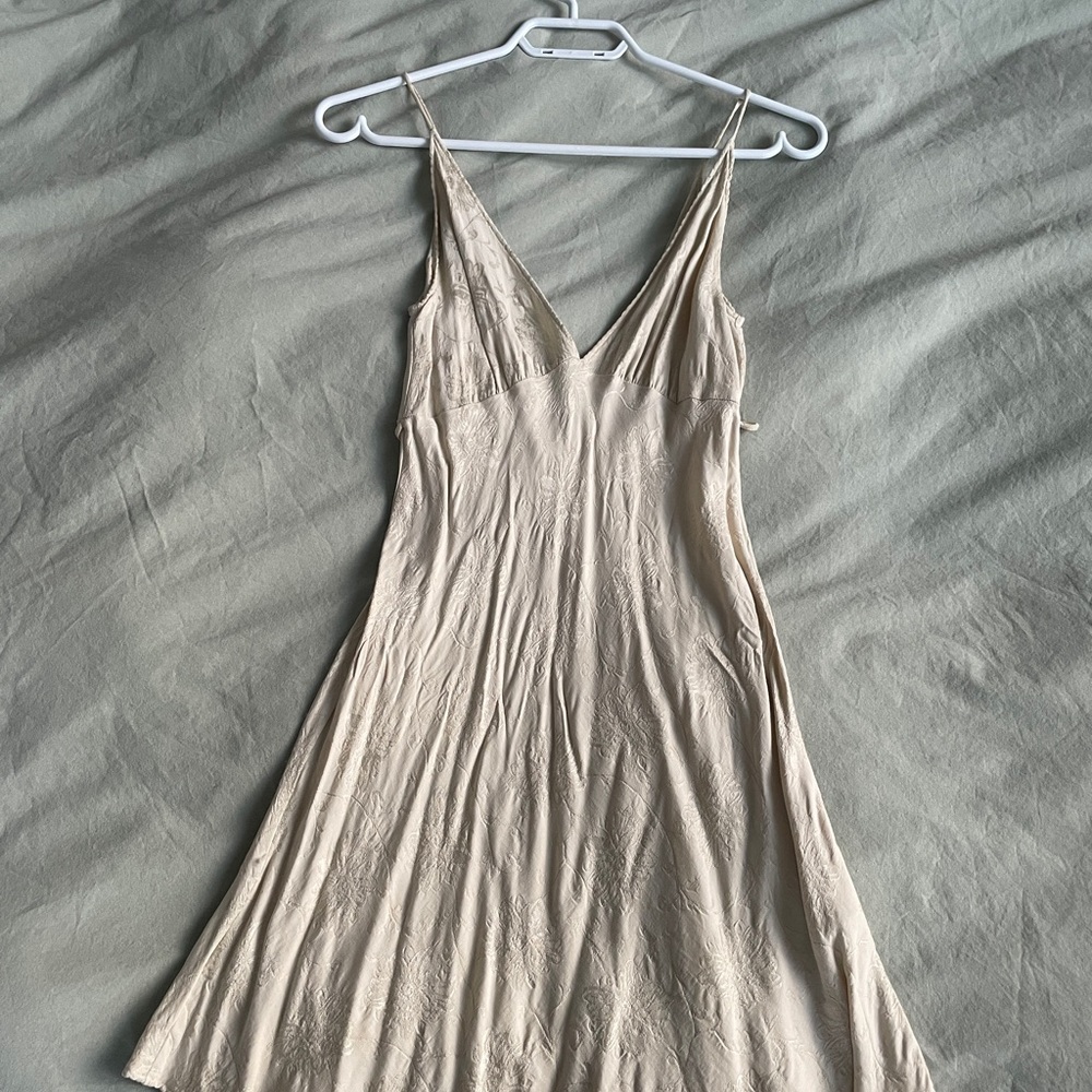 Wilfred Beige Backless Dress